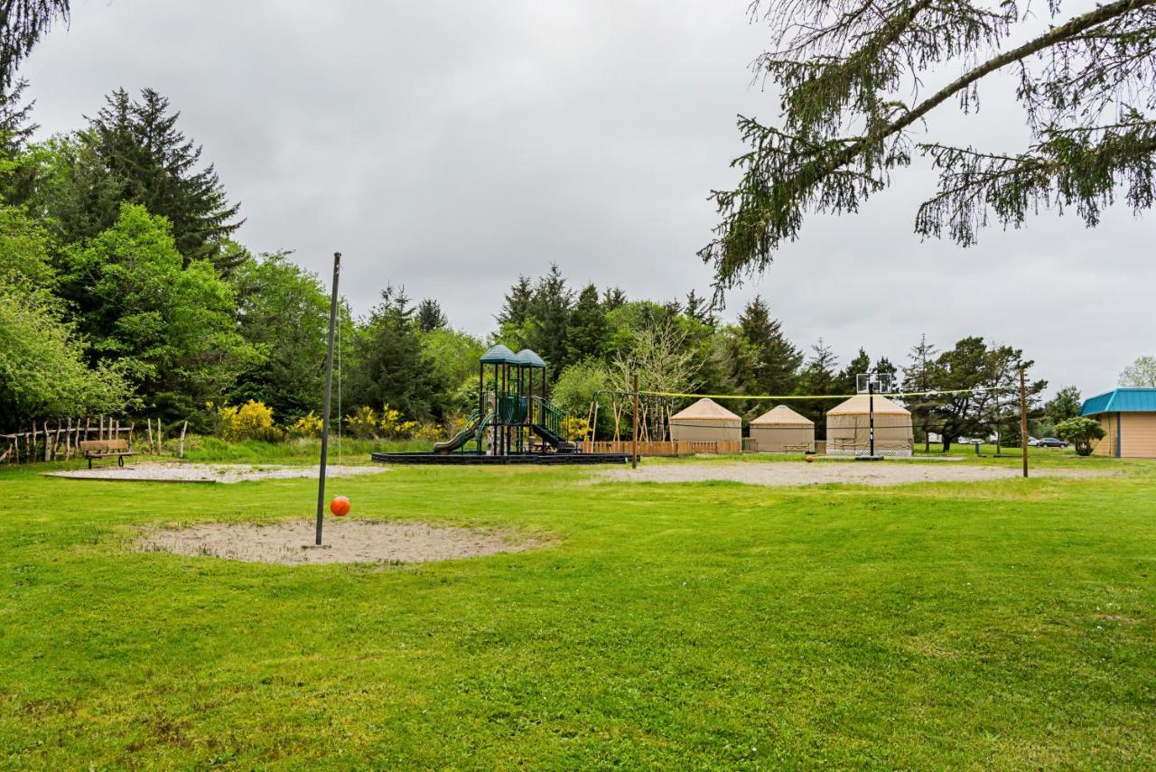 Long Beach Camping Resort Yurt 8 Oceanview Exterior photo